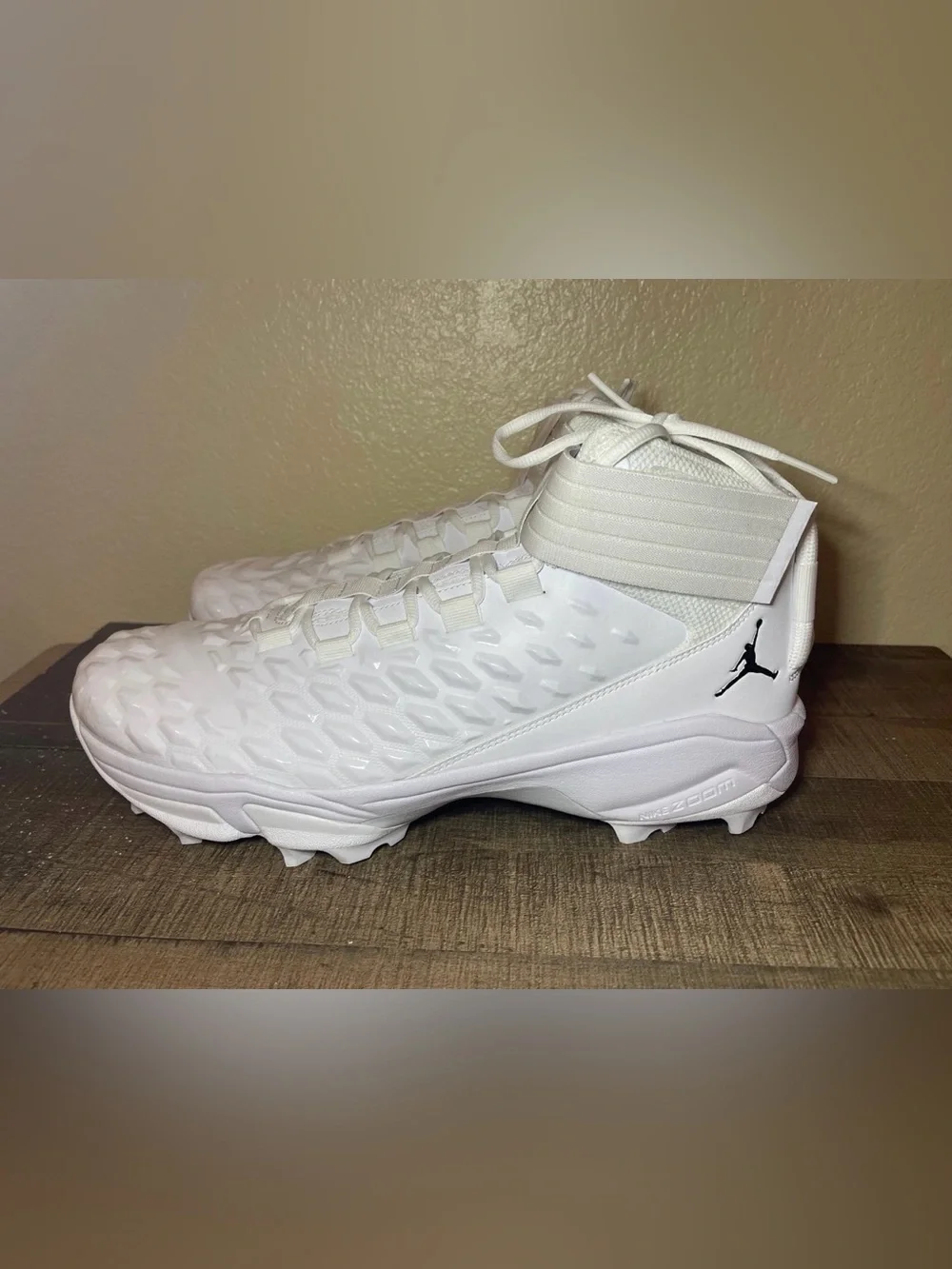 Jordan Force Savage Pro 2 Shark Football Cleats. - Size 15 Men.
